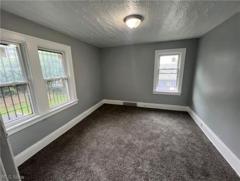 11312 Dove Avenue Cleveland OH 44105