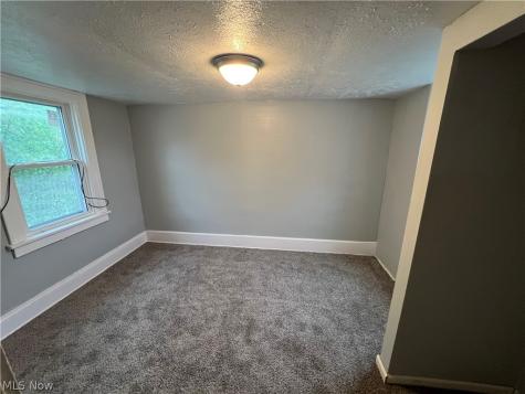 11312 Dove Avenue Cleveland OH 44105