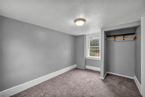 11312 Dove Avenue Cleveland OH 44105