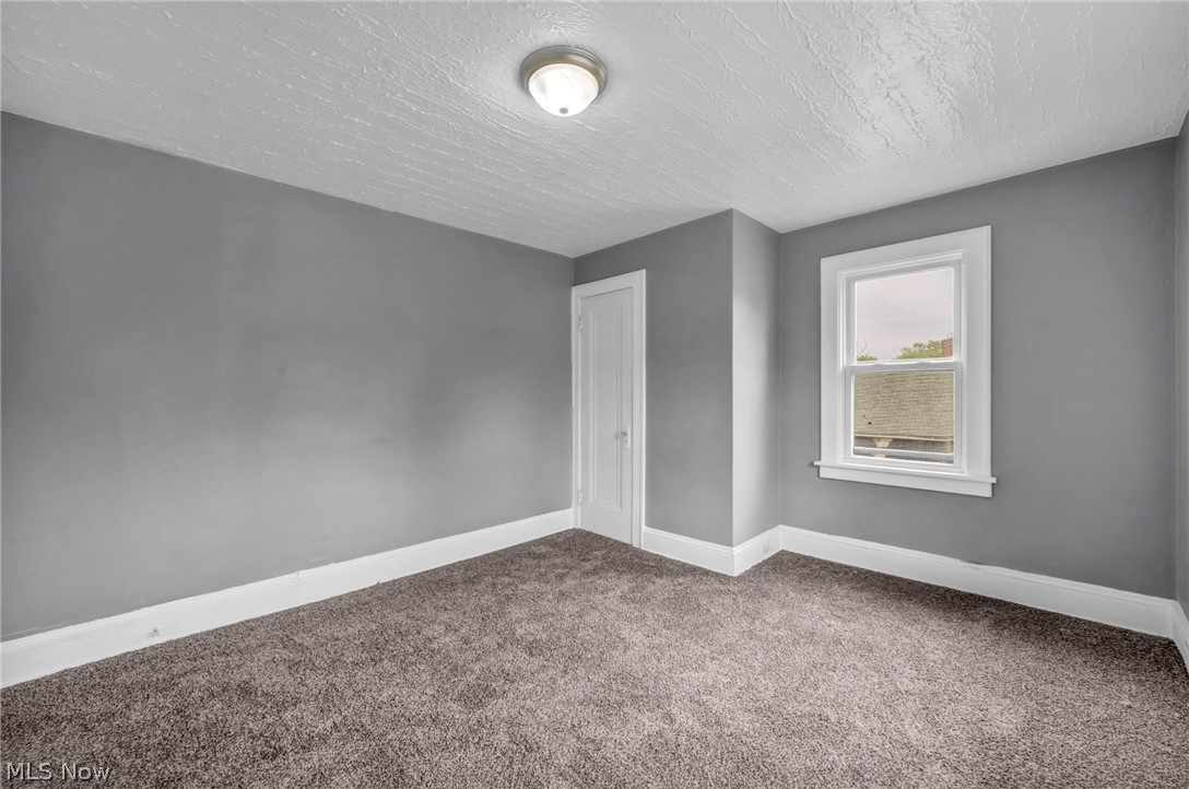 11312 Dove Avenue Cleveland OH 44105