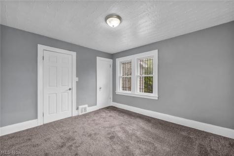 11312 Dove Avenue Cleveland OH 44105