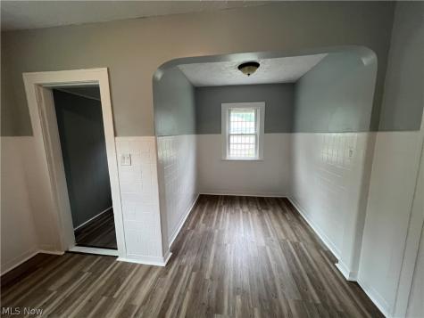 11312 Dove Avenue Cleveland OH 44105