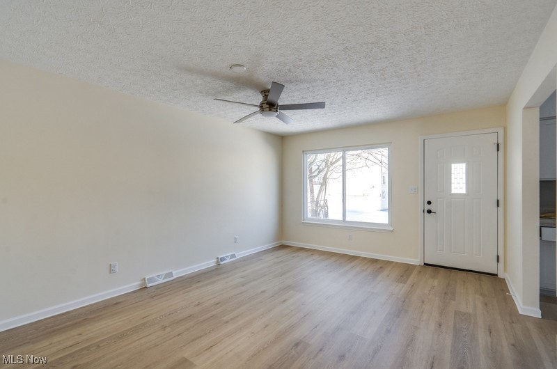 529 Anderson Avenue Akron OH 44306