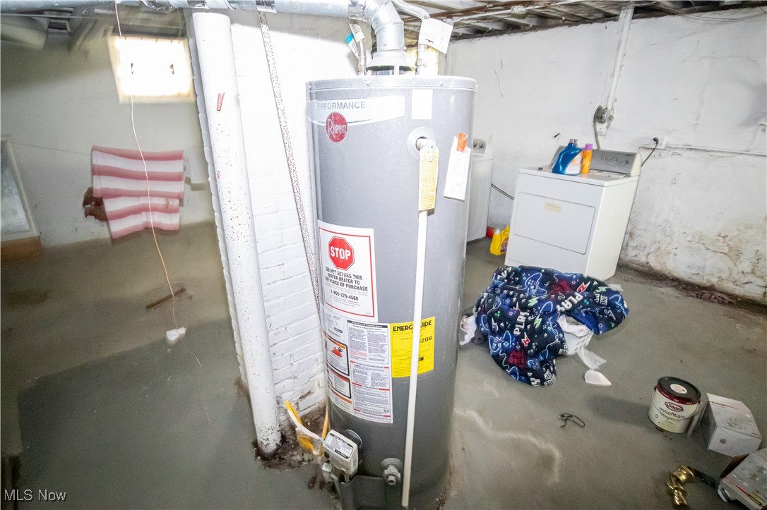 13605 Garden Road East Cleveland OH 44112