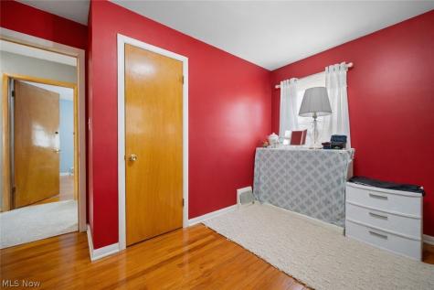 13019 Darlington Avenue Garfield Heights OH 44125