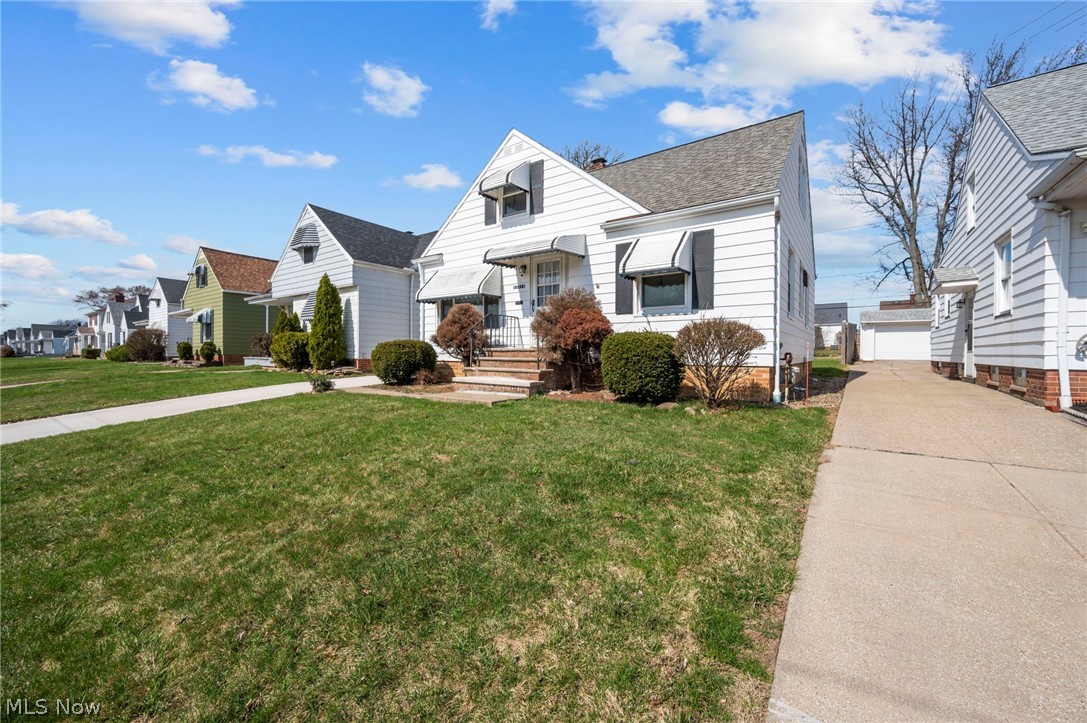 13019 Darlington Avenue Garfield Heights OH 44125