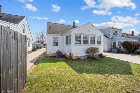 13019 Darlington Avenue Garfield Heights OH 44125