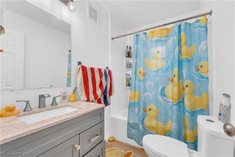 1950 E 30th Street Lorain OH 44055