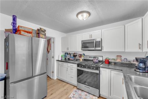 1950 E 30th Street Lorain OH 44055