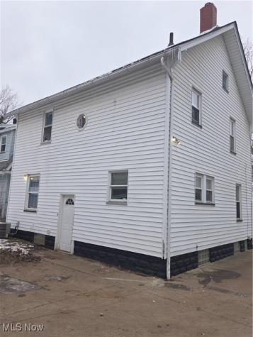 173 Clarencedale Avenue Youngstown OH 44512