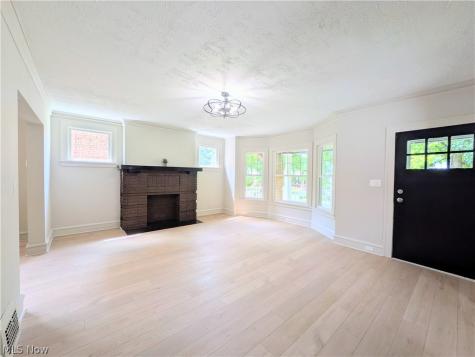 3270 Yorkshire Road Cleveland Heights OH 44118