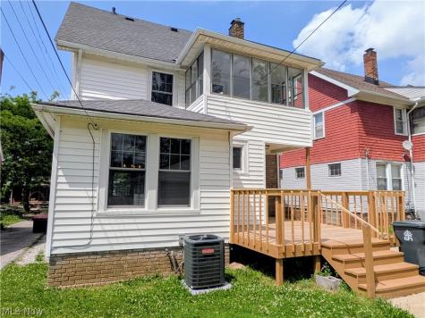 3270 Yorkshire Road Cleveland Heights OH 44118