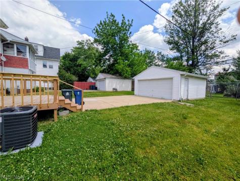 3270 Yorkshire Road Cleveland Heights OH 44118