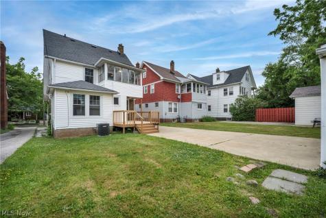 3270 Yorkshire Road Cleveland Heights OH 44118
