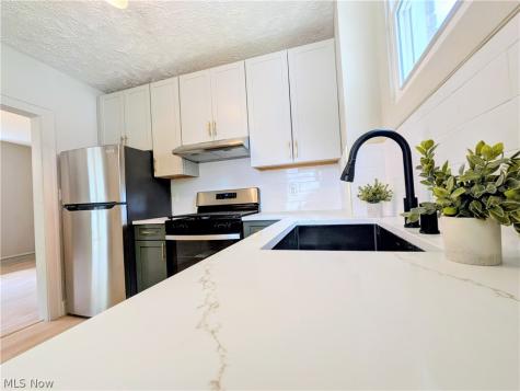 3270 Yorkshire Road Cleveland Heights OH 44118