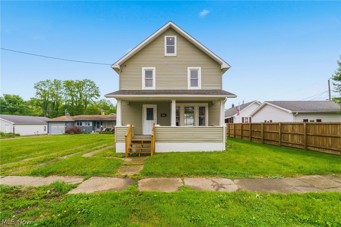 324 E Line Street Minerva OH 44657