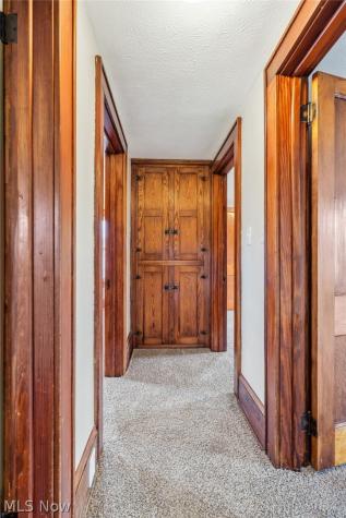 324 E Line Street Minerva OH 44657