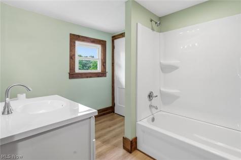 324 E Line Street Minerva OH 44657