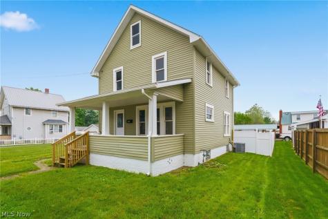 324 E Line Street Minerva OH 44657