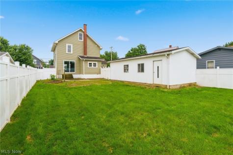 324 E Line Street Minerva OH 44657