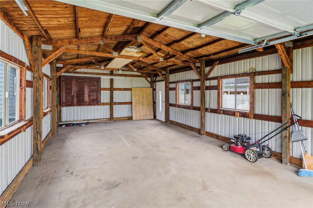 324 E Line Street Minerva OH 44657