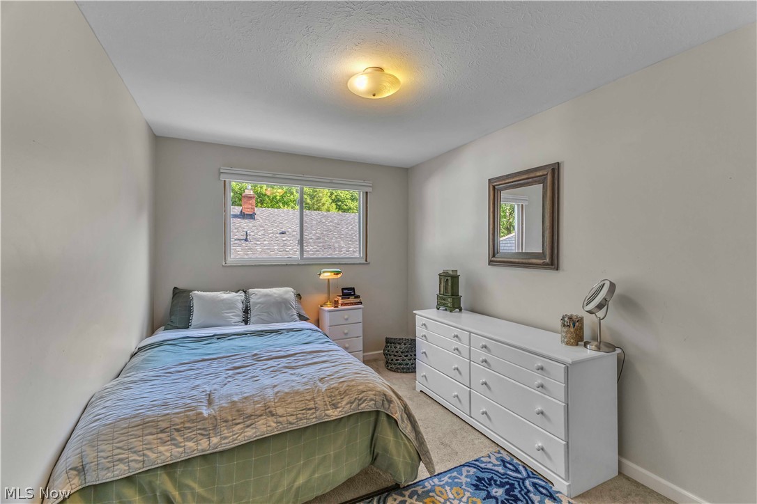 5290 Wellesley Avenue North Olmsted OH 44070
