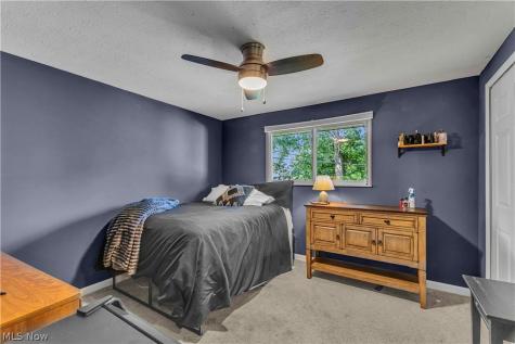 5290 Wellesley Avenue North Olmsted OH 44070