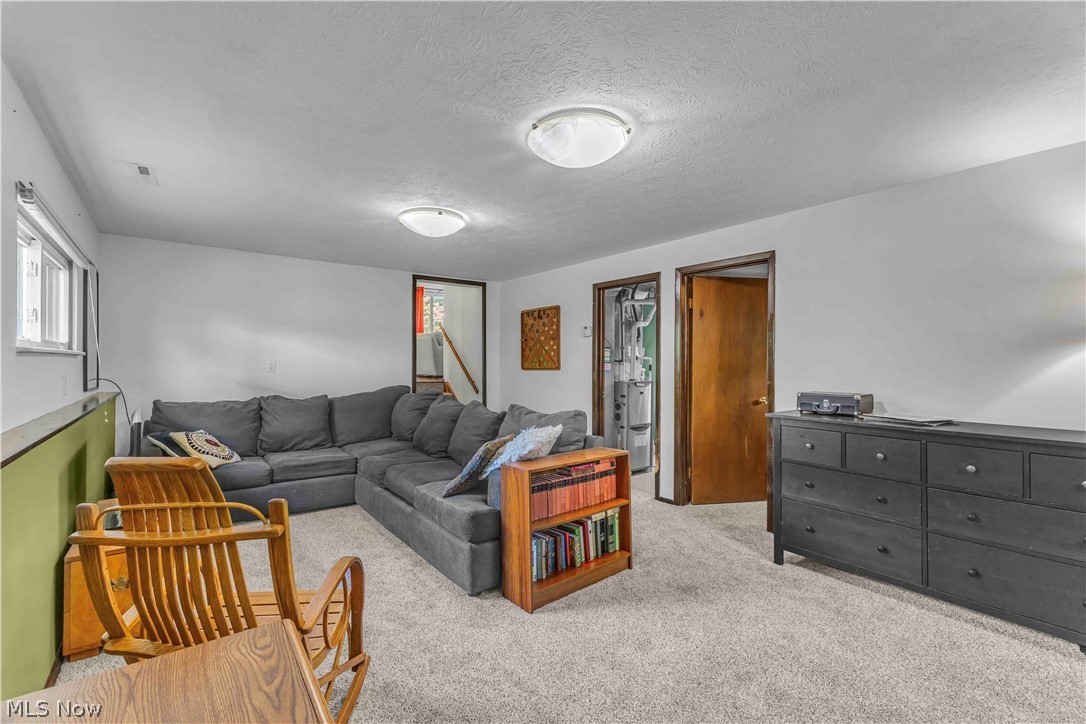 5290 Wellesley Avenue North Olmsted OH 44070
