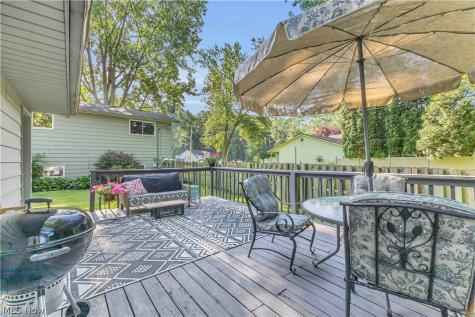 5290 Wellesley Avenue North Olmsted OH 44070