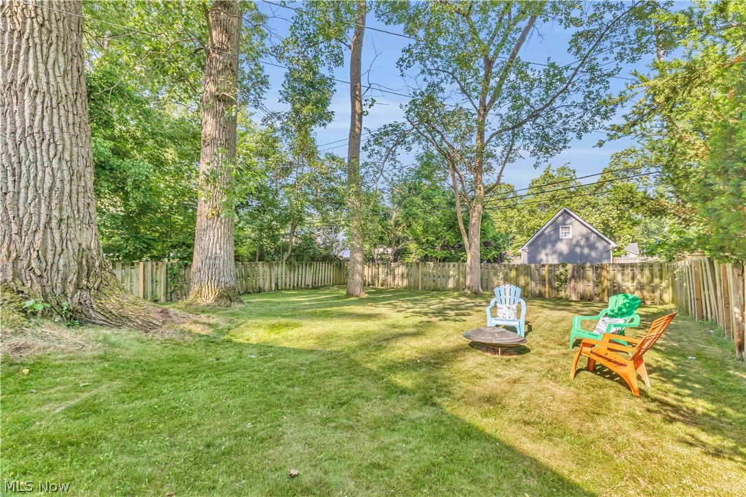 5290 Wellesley Avenue North Olmsted OH 44070