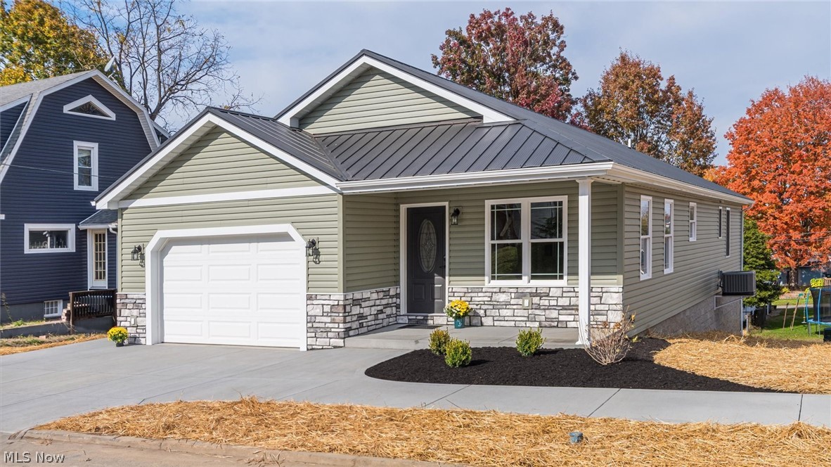 1205 Gomber Avenue Cambridge OH 43725