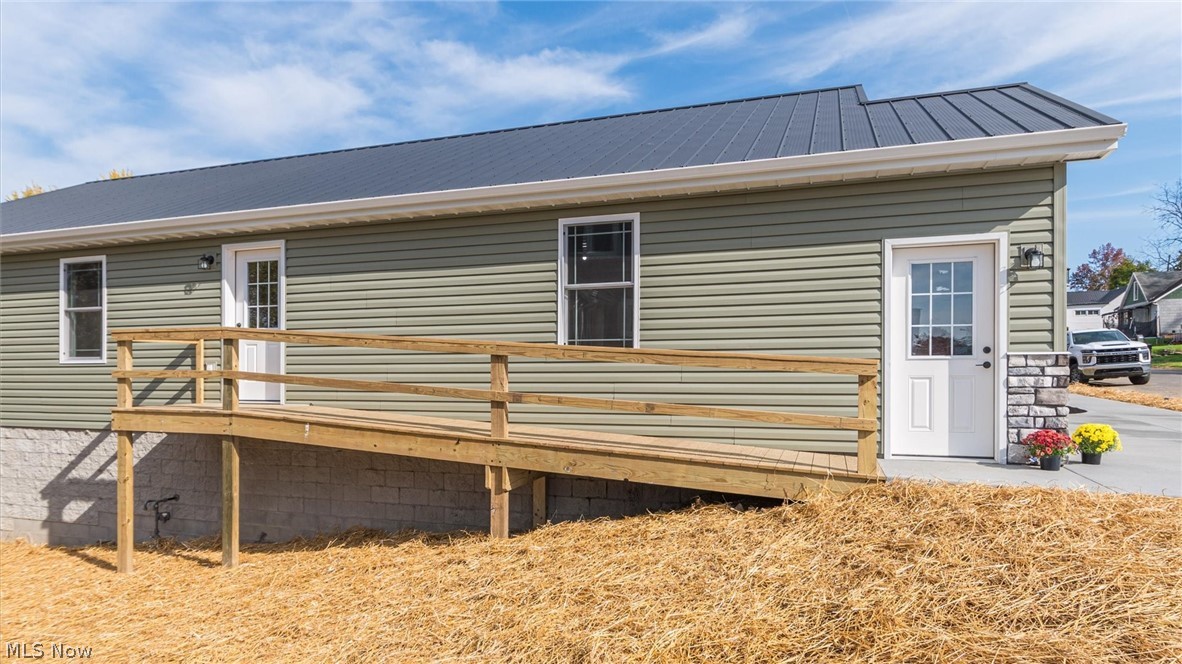 1205 Gomber Avenue Cambridge OH 43725