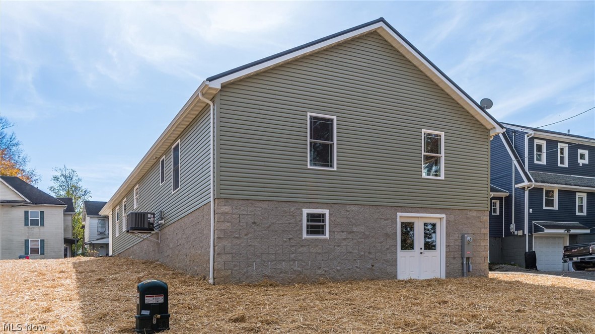 1205 Gomber Avenue Cambridge OH 43725