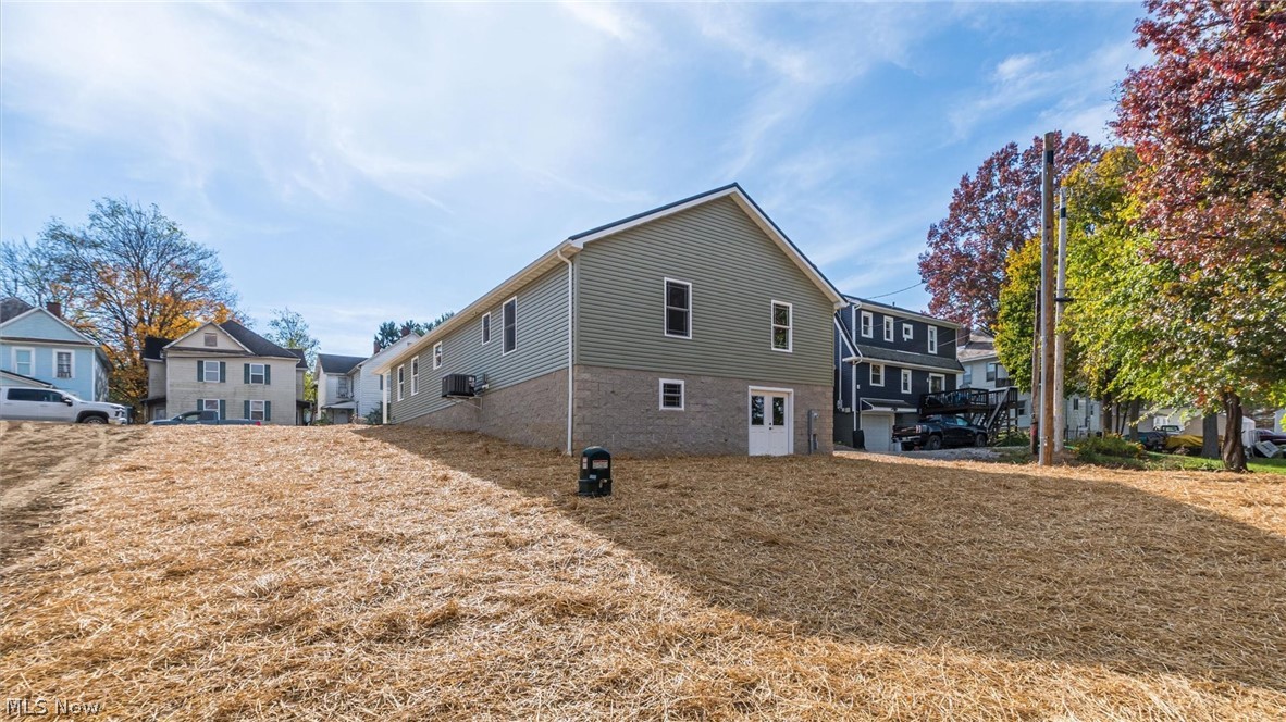 1205 Gomber Avenue Cambridge OH 43725