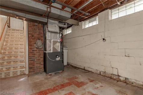 1562 Empire Road Wickliffe OH 44092