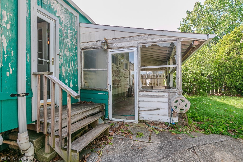 1562 Empire Road Wickliffe OH 44092
