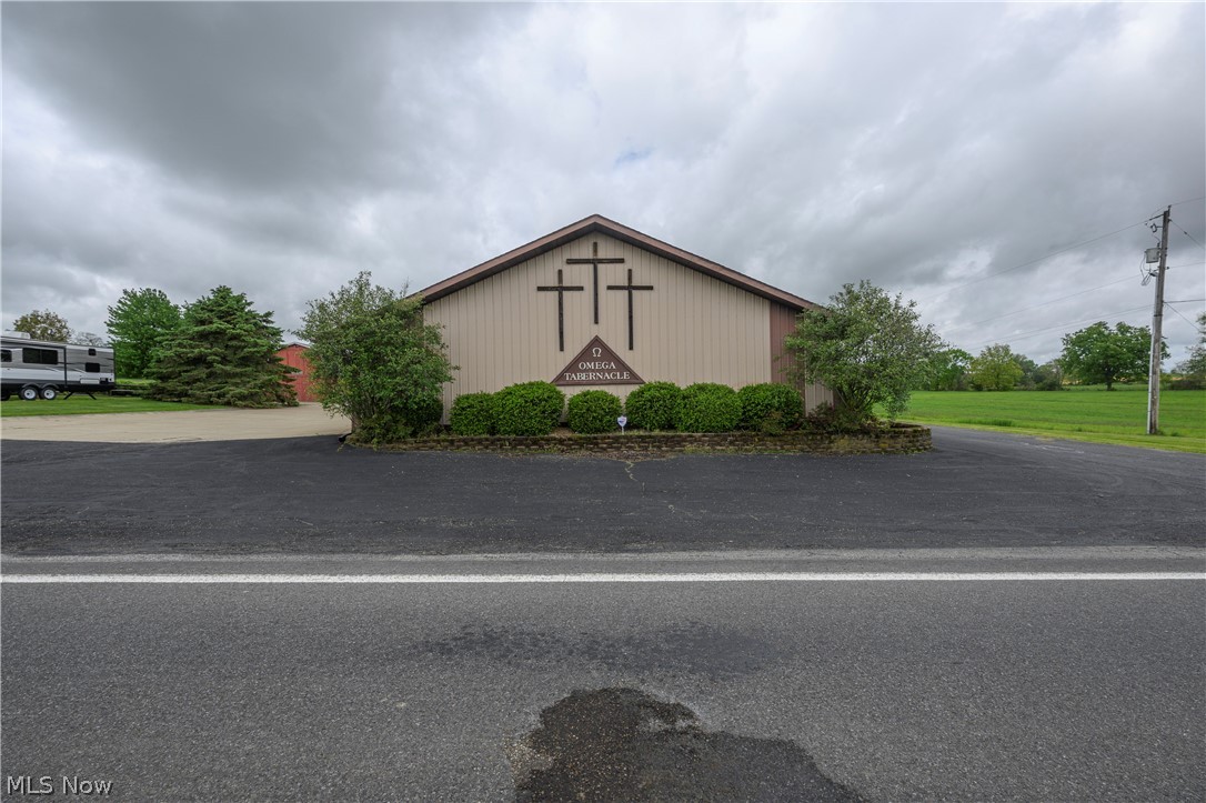 2587 Alabama Avenue SW Dalton OH 44618