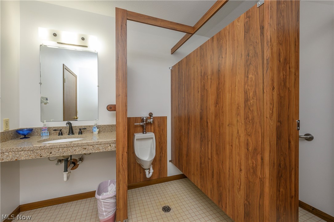 2587 Alabama Avenue SW Dalton OH 44618