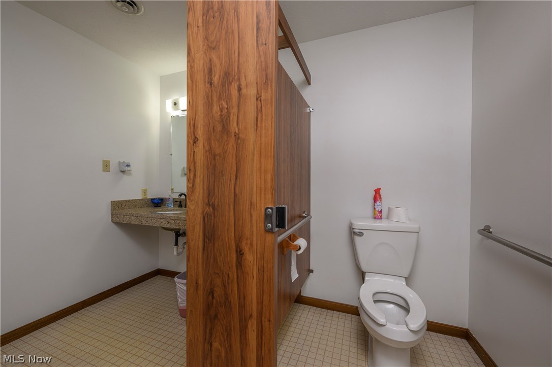 2587 Alabama Avenue SW Dalton OH 44618
