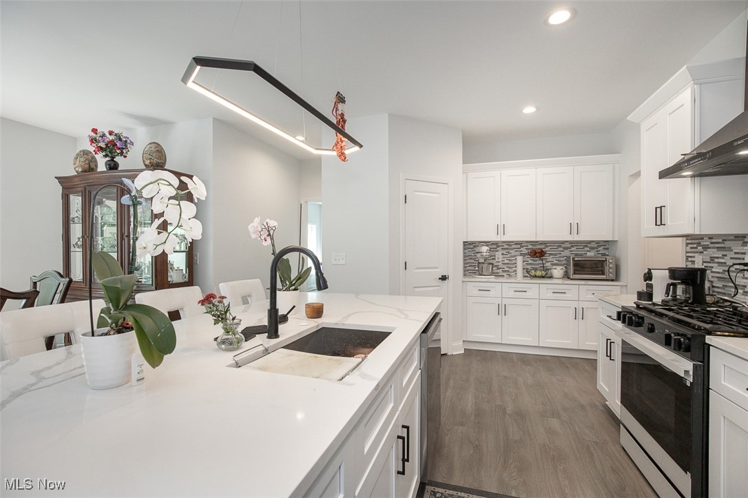18433 Whitney Road Strongsville OH 44149
