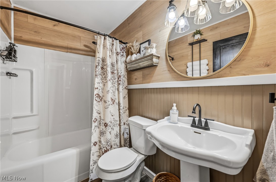 3656 Bushnell Campbell Road Fowler OH 44418