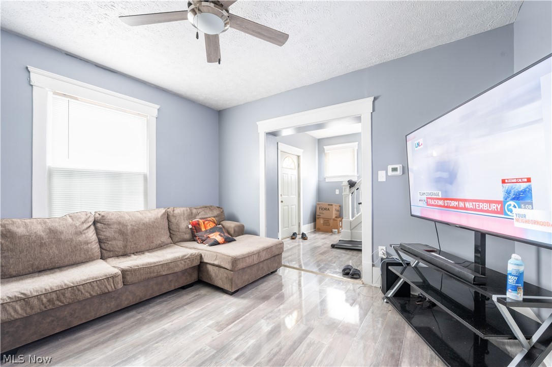 354 Clarendon Avenue NW Canton OH 44708