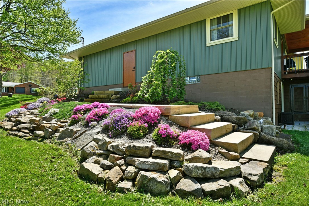 3203 Morrow Drive Cortland OH 44410