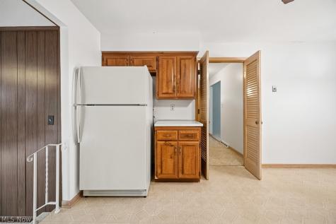 6161 Winchester Drive Seven Hills OH 44131