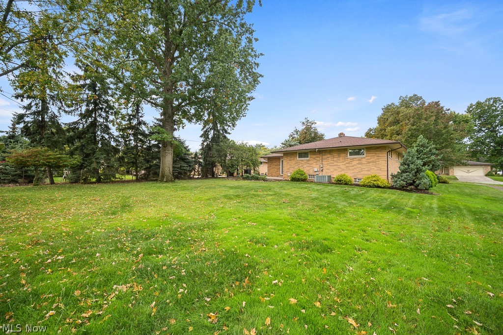 6161 Winchester Drive Seven Hills OH 44131