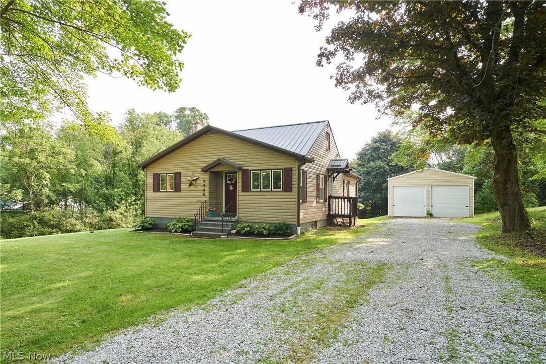 6586 Red Brush Road Ravenna OH 44266