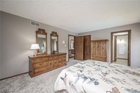 667 Clark Drive Tallmadge OH 44278