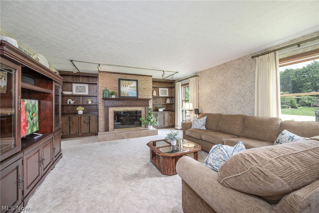 667 Clark Drive Tallmadge OH 44278