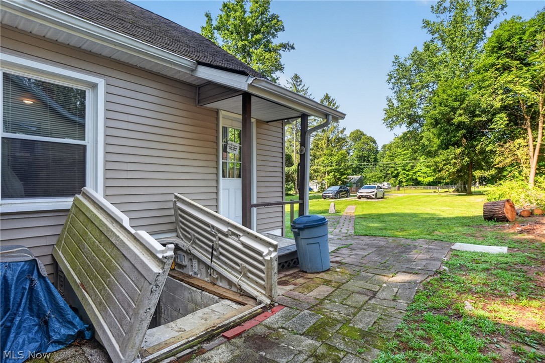 1153 Orchard Grove Drive Geneva OH 44041