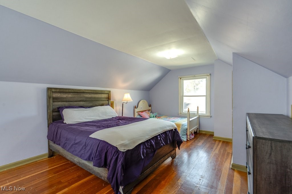 907 E Broadway Street Cuyahoga Falls OH 44221